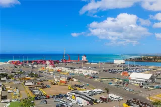 Photo #5: 202509581 Listing 