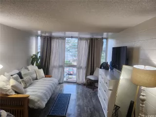 Photo #2: 202509593 Listing 