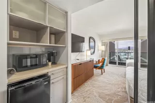 Photo #4: 202509638 Listing 