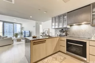 Photo #2: 202509676 Listing 