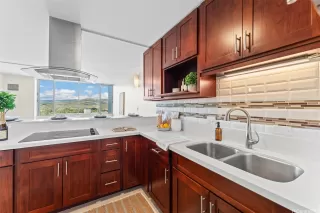 Photo #2: 202509684 Listing 