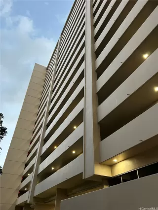 Photo #3: 202509690 Listing 