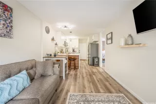 Photo #6: 202509719 Listing 