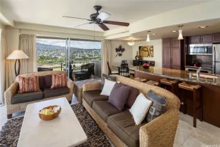 Photo #3: 202509846 Listing 