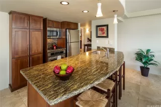 Photo #6: 202509846 Listing 