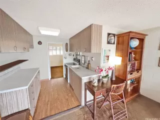 Photo #2: 202509873 Listing 