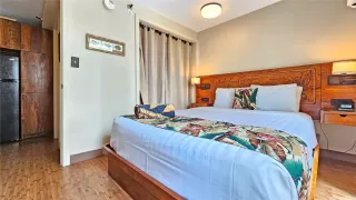 Photo #2: 202509876 Listing