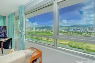 Photo #6: 202509884 Listing 