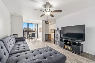 Photo #2: 202509894 Listing 