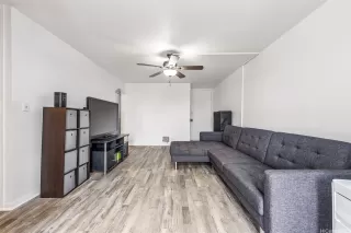 Photo #6: 202509894 Listing 