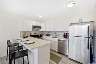 Photo #3: 202509970 Listing 