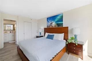 Photo #5: 202509970 Listing 