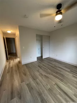 Photo #6: 202509981 Listing