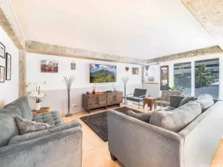 Photo #3: 202510028 Listing 