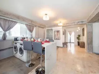 Photo #4: 202510028 Listing 