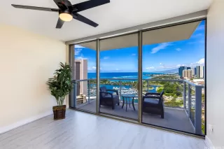 Photo #5: 202510085 Listing 