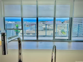 Photo #3: 202510185 Listing