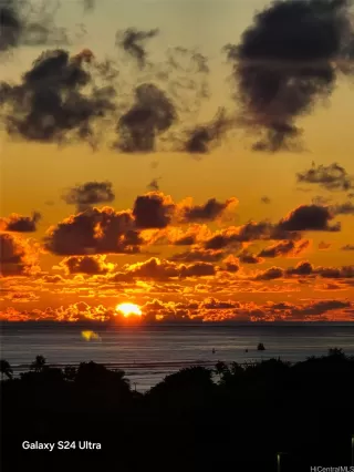 Photo #5: 202510269 Listing