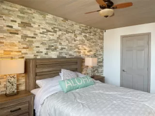 Photo #4: 202510327 Listing