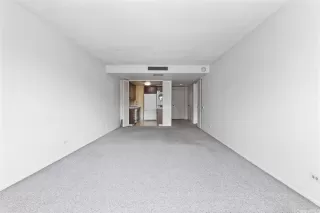 Photo #3: 202510348 Listing 