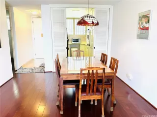 Photo #6: 202510418 Listing 