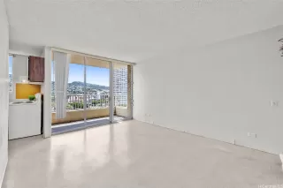 Photo #2: 202510442 Listing