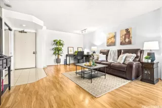 Photo #2: 202510465 Listing 