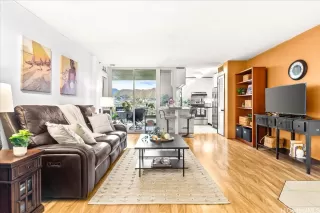 Photo #3: 202510465 Listing 