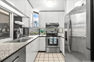 Photo #5: 202510465 Listing 