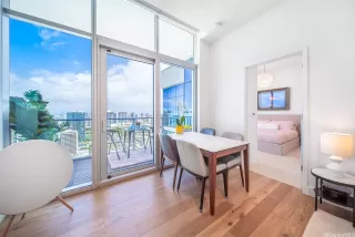 Photo #6: 202510566 Listing 