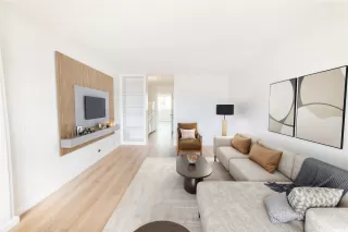 Photo #2: 202510576 Listing 