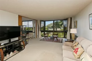 Photo #3: 202510594 Listing 