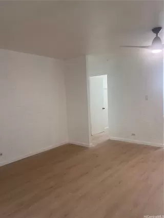 Photo #3: 202510609 Listing 