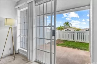 Photo #4: 202510628 Listing