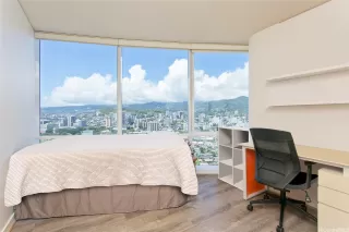 Photo #5: 202510638 Listing 