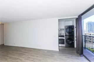 Photo #3: 202510685 Listing 