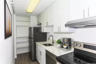 Photo #4: 202510685 Listing 