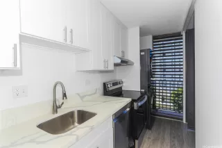 Photo #6: 202510685 Listing 