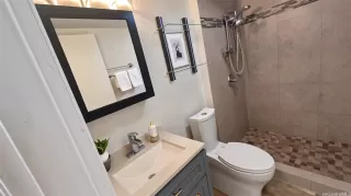 Photo #5: 202510745 Listing 