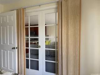 Photo #5: 202510760 Listing 