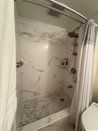 Photo #6: 202510760 Listing 