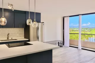 Photo #2: 202510771 Listing 