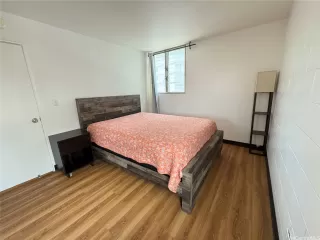 Photo #2: 202510859 Listing 