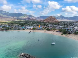 Photo #4: 202510910 Listing 