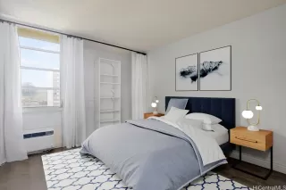 Photo #4: 202510924 Listing 