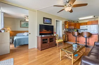 Photo #4: 202510929 Listing 