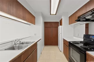 Photo #6: 202510958 Listing 