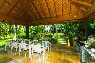 Photo #5: 202510991 Listing 