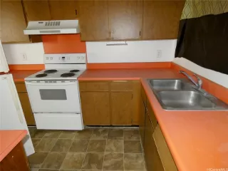 Photo #2: 202511016 Listing 