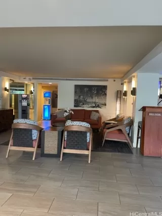 Photo #3: 202511034 Listing 